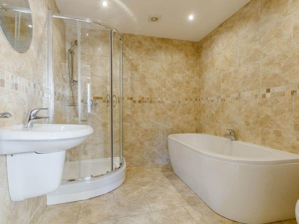 White Horse Farm Villa Абъргавени Екстериор снимка
